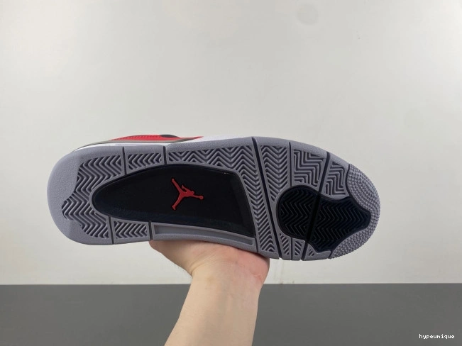 HYPE Retro Bravo Toro 308497-603 Jordan 4 0627